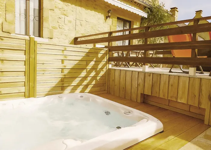 Vakantiehuis 6p With Private Jacuzzi & Terrace On Domain