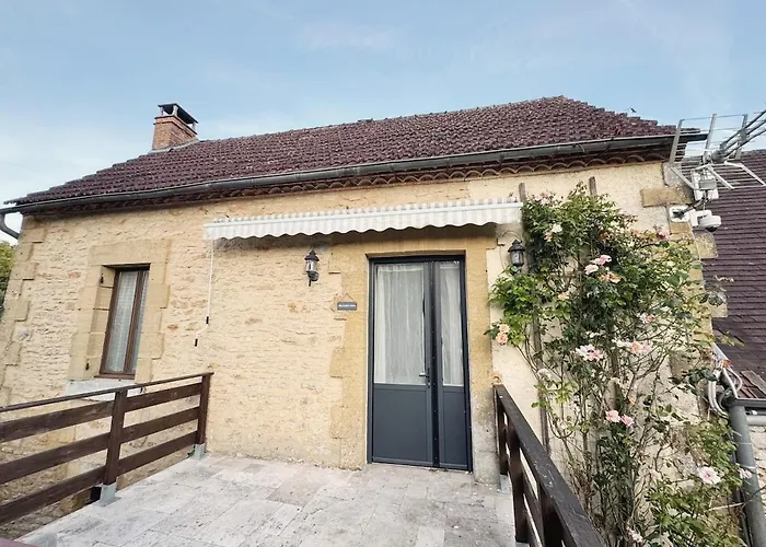 Vakantiehuis 6p With Private Jacuzzi & Terrace On Domain Meyrals