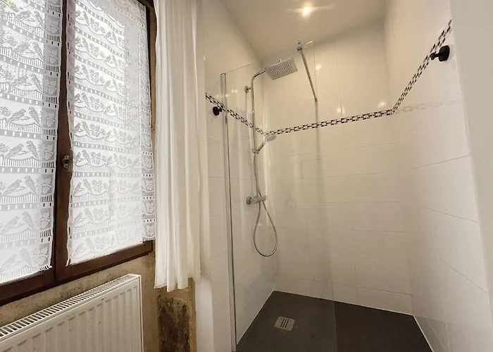 Vakantiehuis 6p With Private Jacuzzi & Terrace On Domain